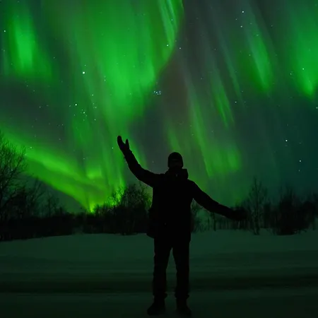 With Chance To Aurora At Center