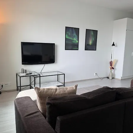 With Chance To Aurora At Center