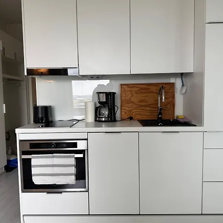 With Chance To Aurora At Center *