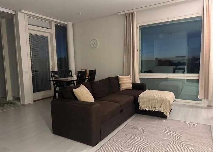 With Chance To Aurora At Center *